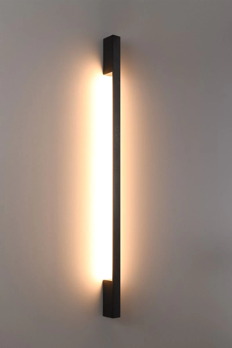 Thoro Sappo M LED Wandlampe Schwarz 2300lm 3000K 4x6,5x120cm 3 Thoro Sappo M LED Wandlampe Schwarz 2300lm 3000K 4x6,5x120cm – Bild 3