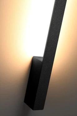 Thoro Sappo M LED Wandlampe Schwarz 2300lm 3000K 4x6,5x120cm 15 Thoro Sappo M LED Wandlampe Schwarz 2300lm 3000K 4x6,5x120cm -Beleuchtung Rabatte 201 5