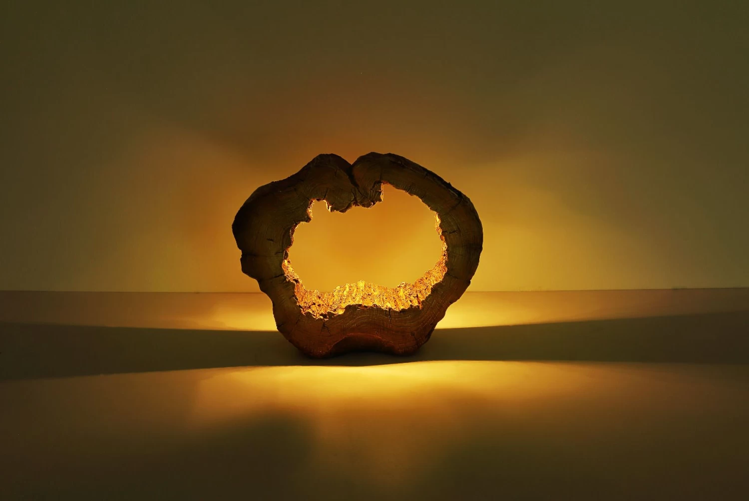 LED Solarleuchte Baumstamm Mit Loch Kunststoff Braun 20xLED Von Globo 4 LED Solarleuchte Baumstamm Mit Loch Kunststoff Braun 20xLED Von Globo – Bild 4