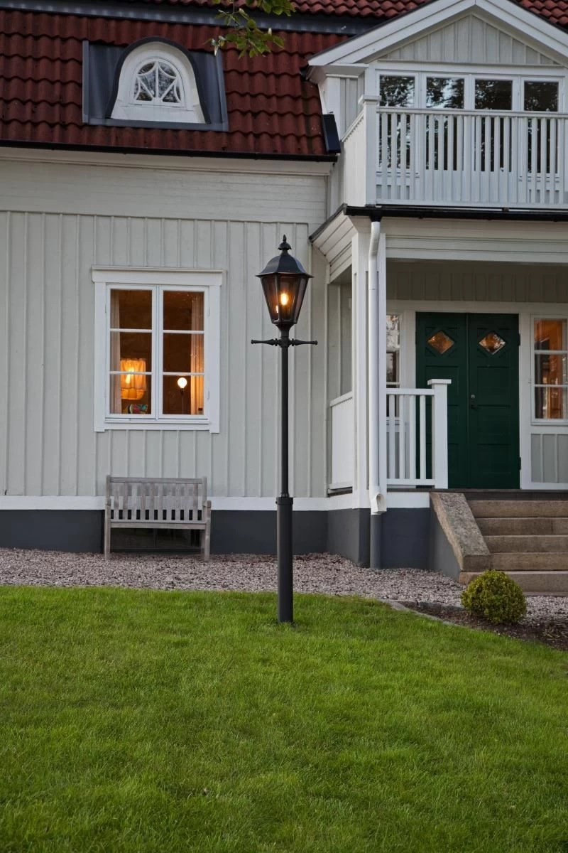 KONSTSMIDE Pallas Schwarze Standleuchte 1 KONSTSMIDE Pallas Schwarze Standleuchte